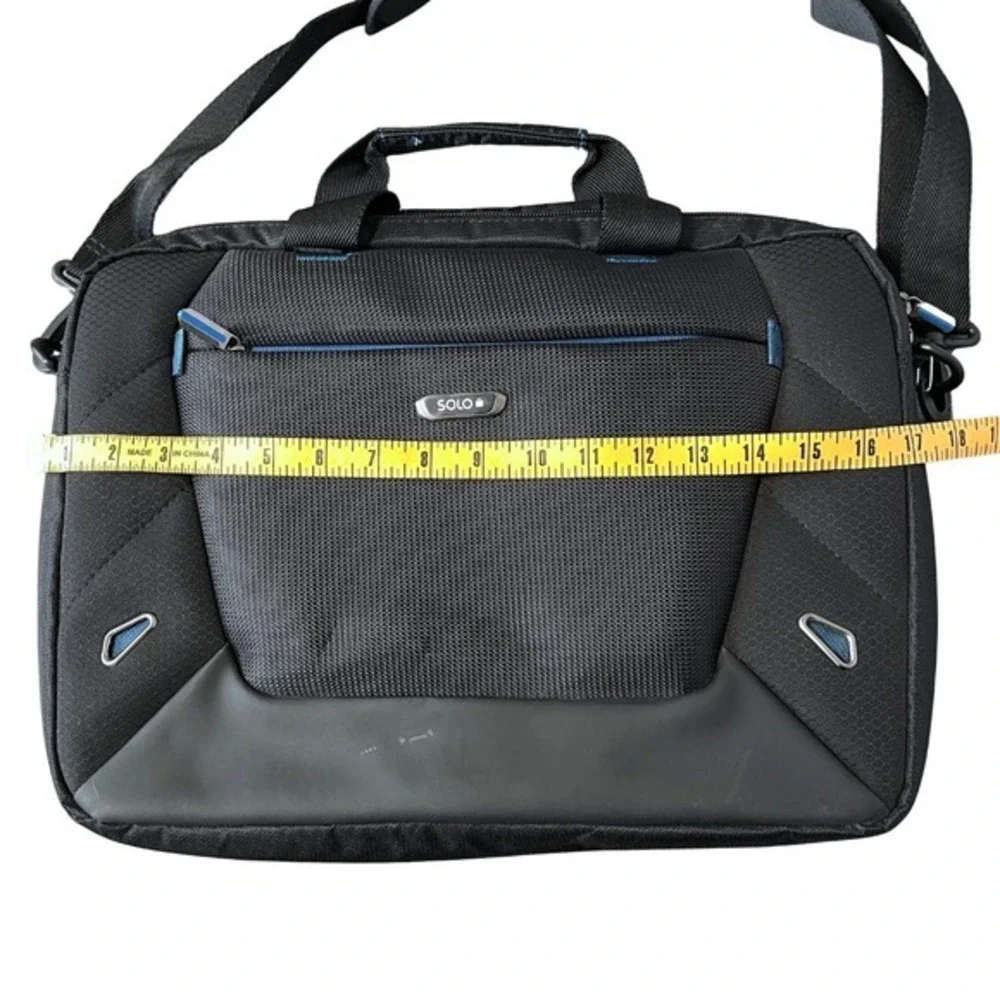 Solo Tech Slim Brief‎ Carrying Case for 16